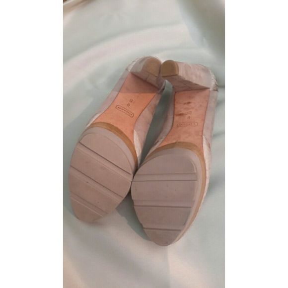 COACH python pumps Size 9 - Picture 2 of 3